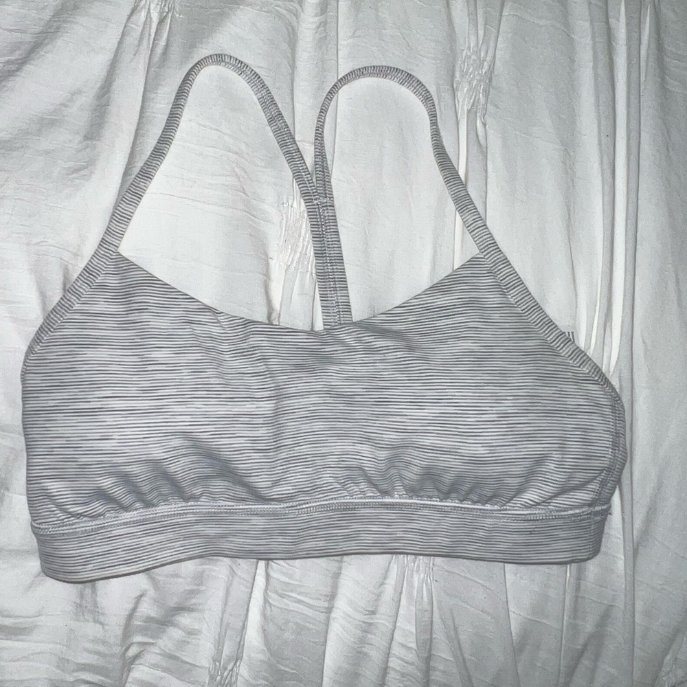 Lululemon flow y bra